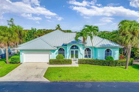8335 SE Governors Way Hobe Sound FL 33455