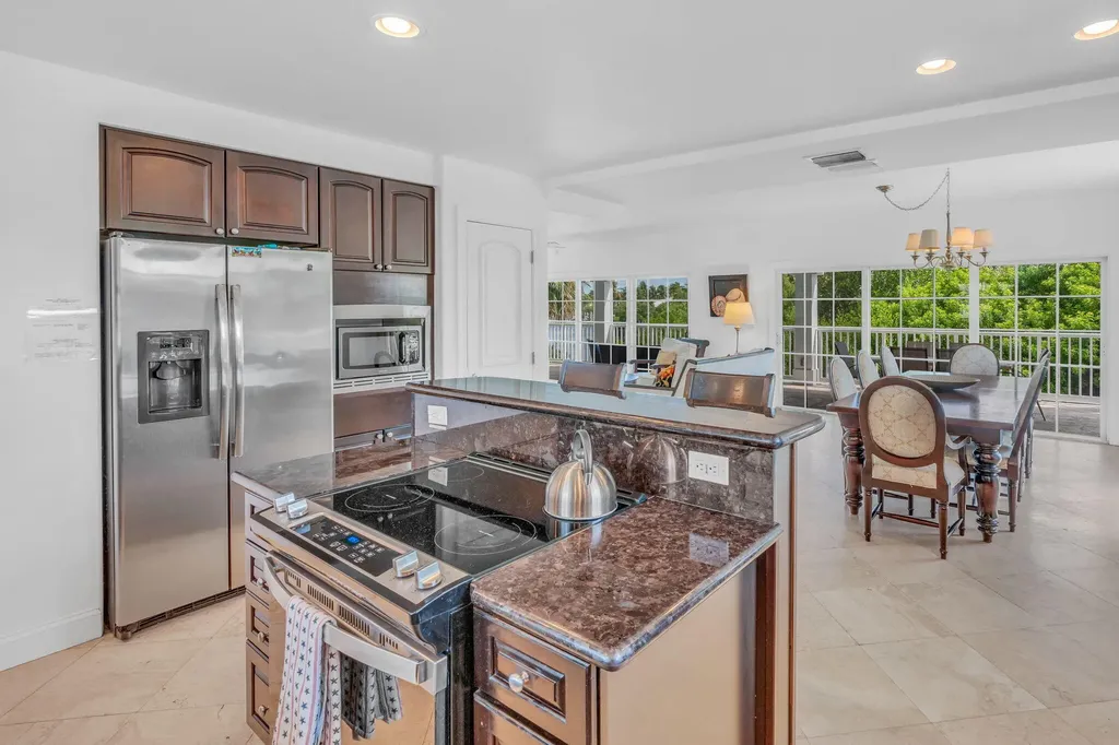 1330 Coury Drive Key Colony Beach FL