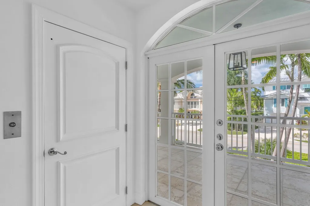 1330 Coury Drive Key Colony Beach FL