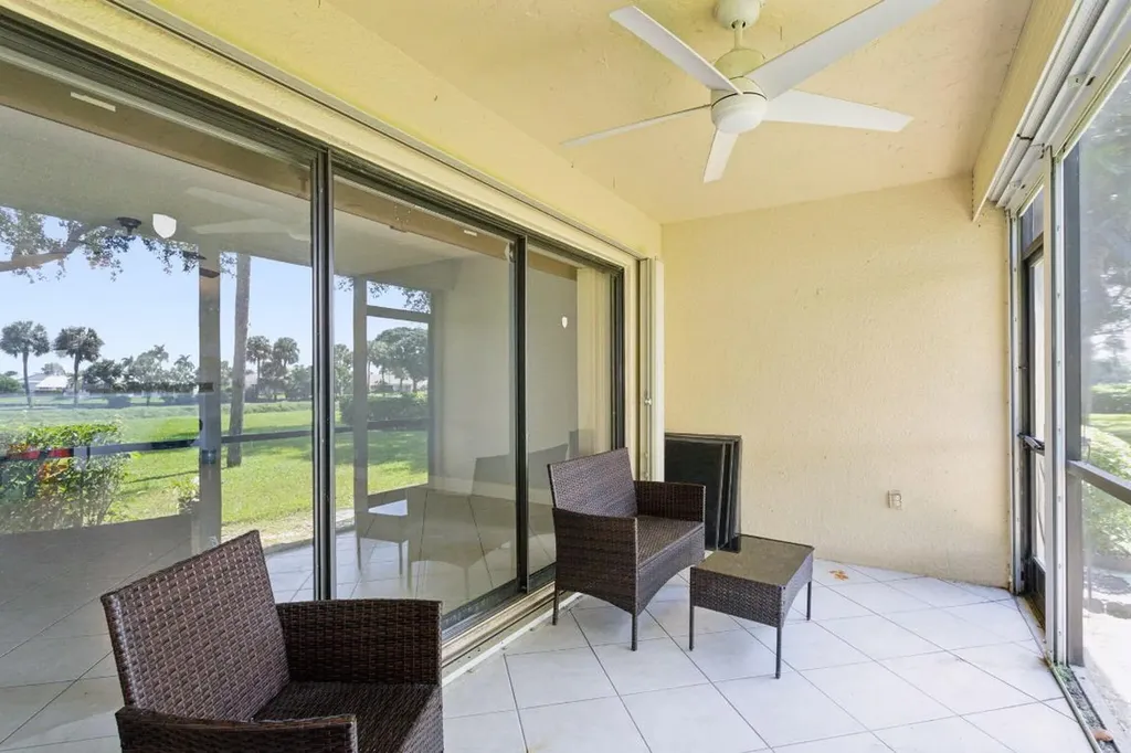 2900 SW 22nd Circle Delray Beach FL 33445