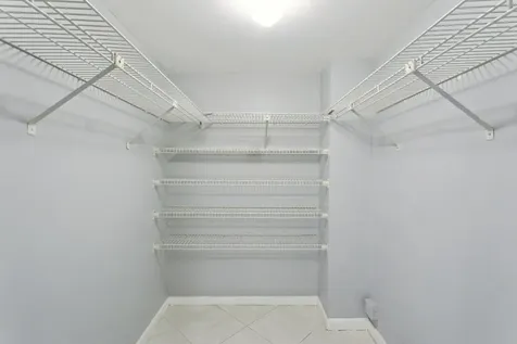 2900 SW 22nd Circle Delray Beach FL 33445