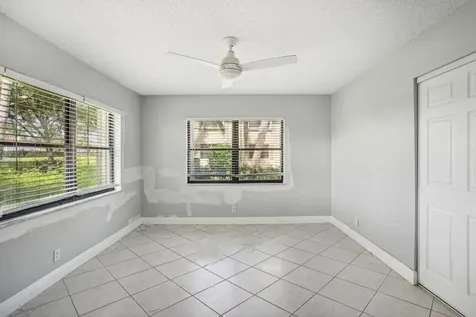 2900 SW 22nd Circle Delray Beach FL 33445