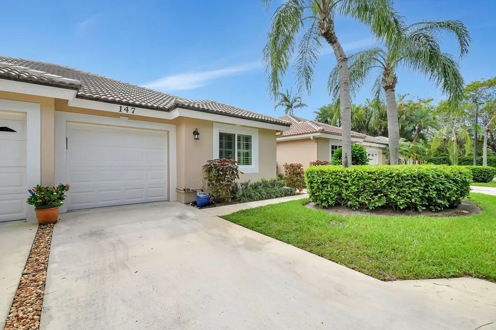 147 N Lakeshore Drive Hypoluxo FL 33462