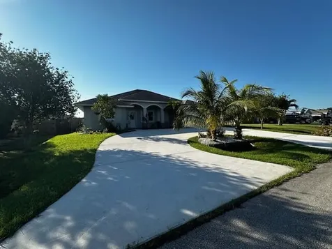 258 SW Chelsea Terrace Port St Lucie FL 34984