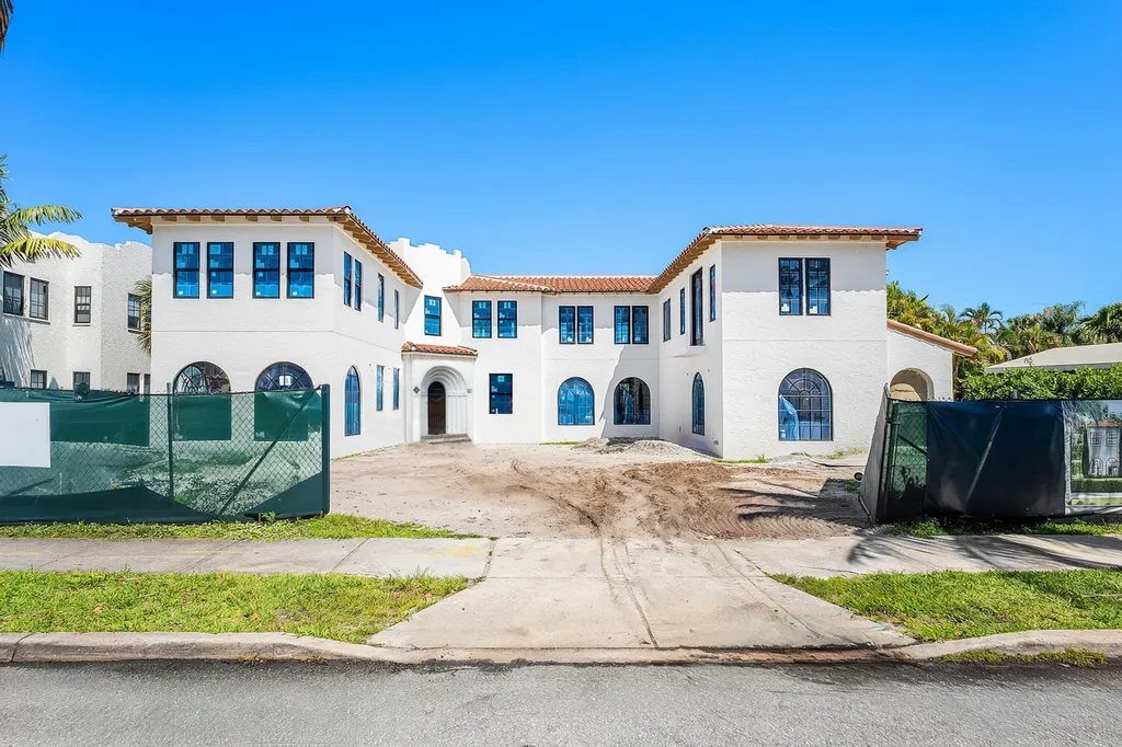 221 Monroe Drive West Palm Beach FL 33405