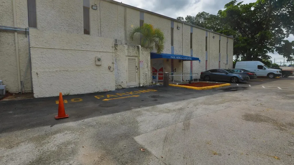 15490 NW 7th Avenue Miami FL 33169