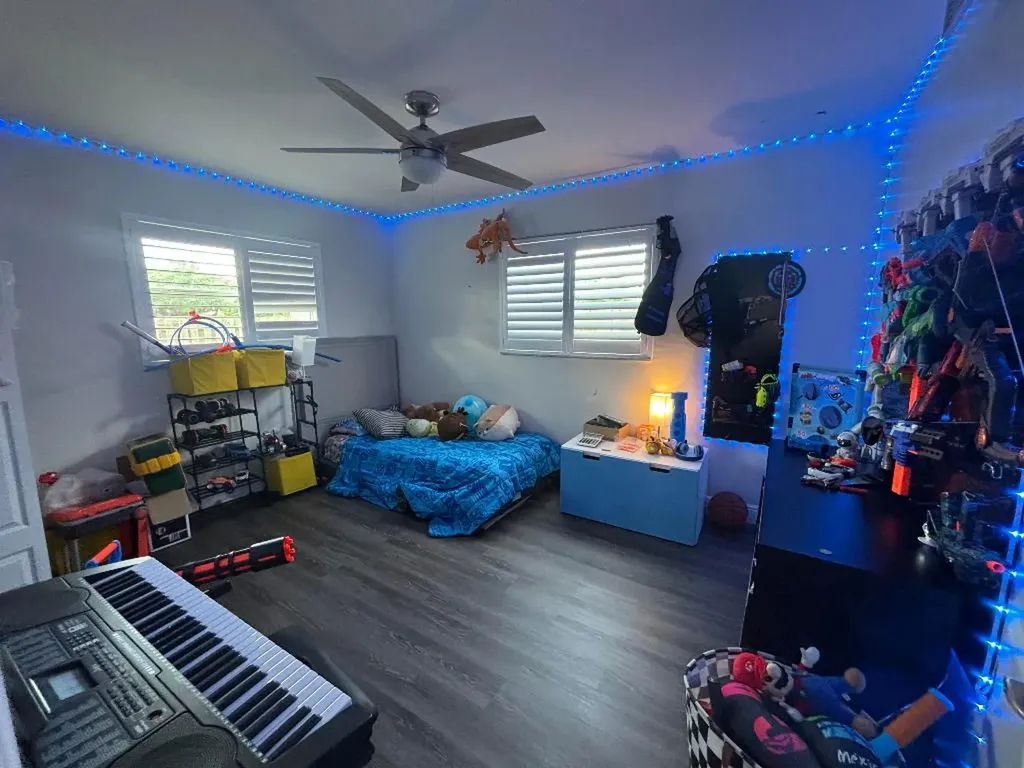 5027 Michigan Avenue West Palm Beach FL 33415