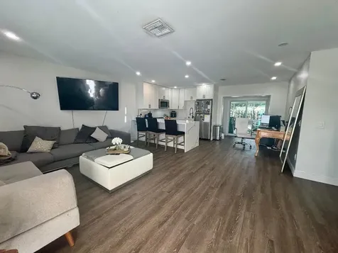5027 Michigan Avenue West Palm Beach FL 33415