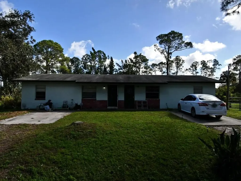 160 Laidback Way Fort Pierce FL 34945