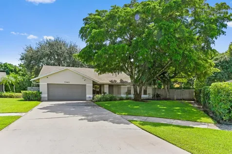7365 Woodland Creek Lane Lake Worth FL 33467