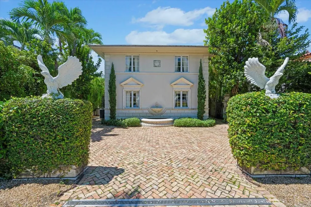 408 Chilean Avenue Palm Beach FL 33480