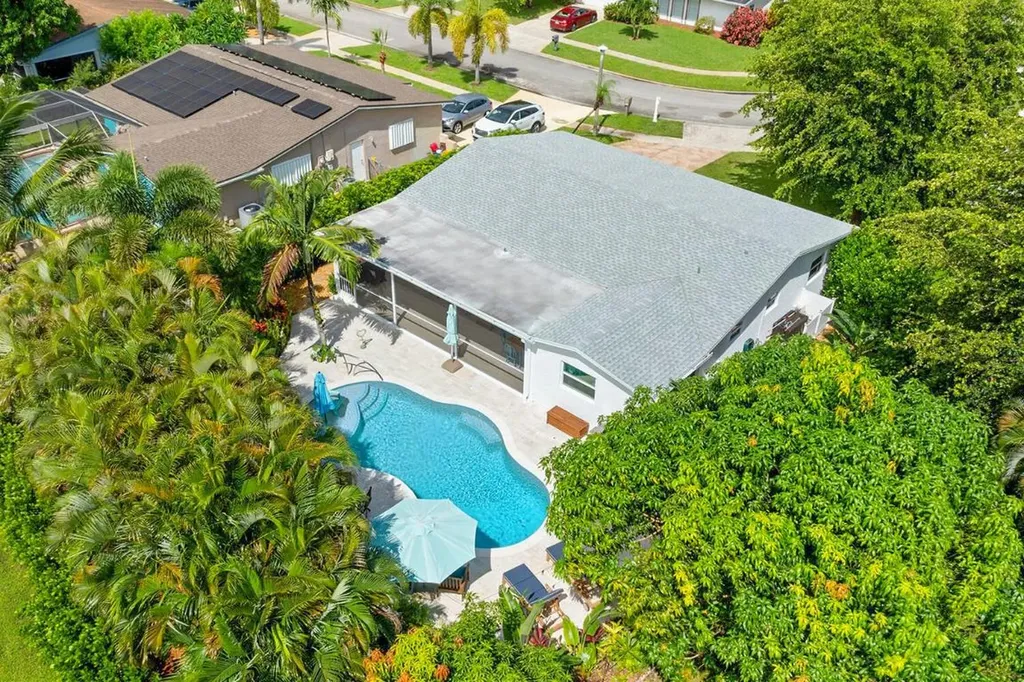 6320 Country Wood Way Delray Beach FL 33484