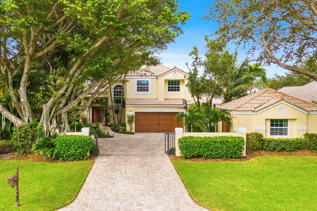 6785 NW 74th Court Parkland FL 33067