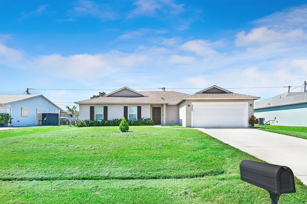 4343 SW Calah Circle Port St Lucie FL 34953