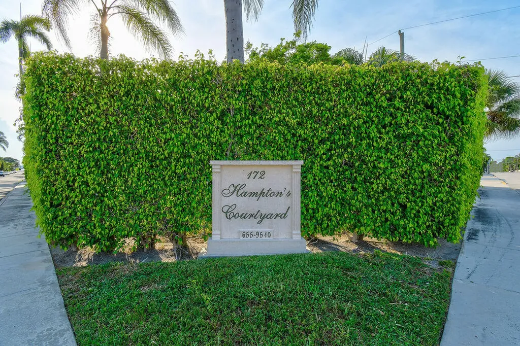 172 N County Road Palm Beach FL 33480