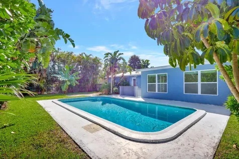 105 Beverly Road W Jupiter FL 33469