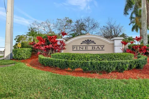 5560 NW 90th Terrace Sunrise FL 33351