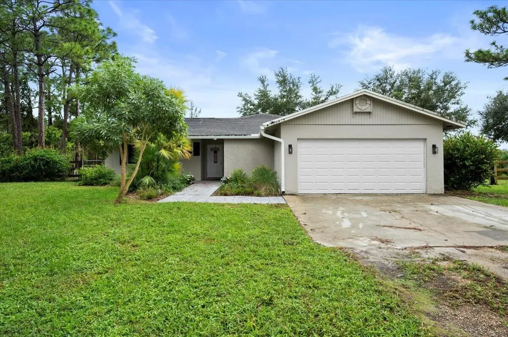 16474 88th Road N Loxahatchee FL 33470