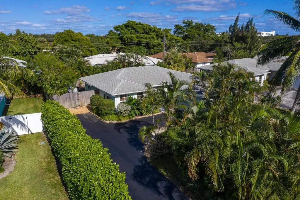 521 Jaeger Drive Delray Beach FL 33444