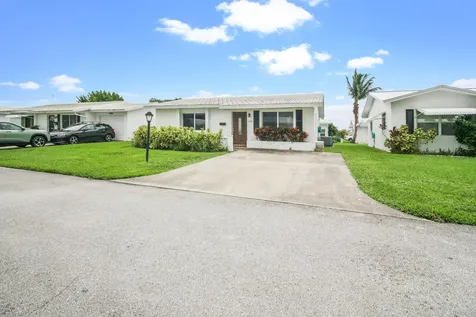 1008 Leisure Lane Boynton Beach FL 33426