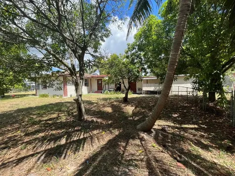 821 SW 4th Avenue Delray Beach FL 33444