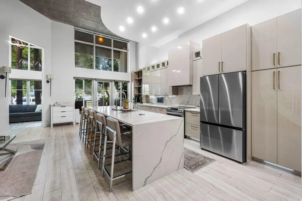 300 S Australian Avenue West Palm Beach FL 33401