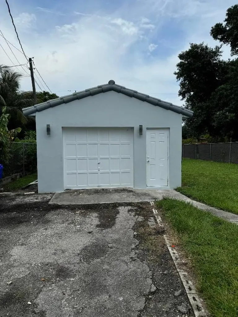 2631 Taylor Street Hollywood FL 33020