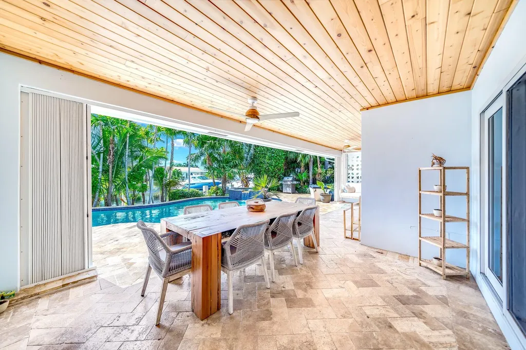 4010 NE 25th Avenue Lighthouse Point FL 33064