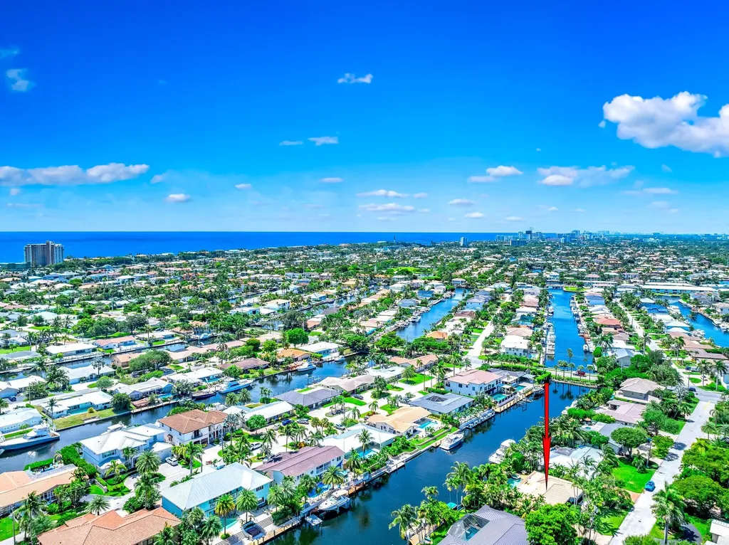 4010 NE 25th Avenue Lighthouse Point FL 33064
