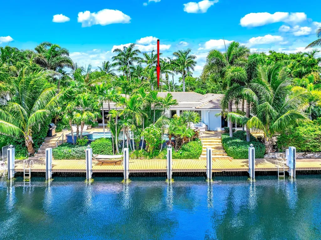 4010 NE 25th Avenue Lighthouse Point FL 33064