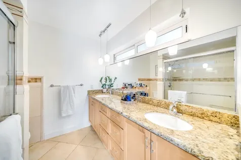 4010 NE 25th Avenue Lighthouse Point FL 33064