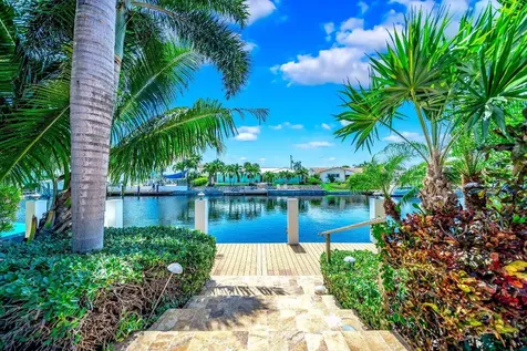4010 NE 25th Avenue Lighthouse Point FL 33064