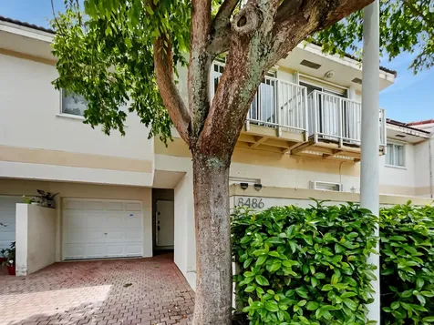 8486 Lagos De Campo Boulevard Tamarac FL 33321