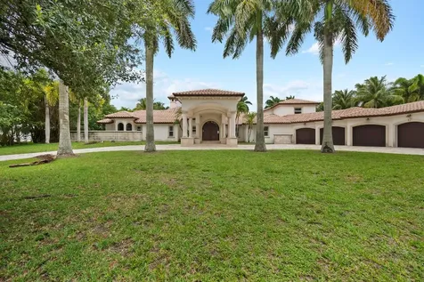 10559 Rio Hermoso Delray Beach FL 33446