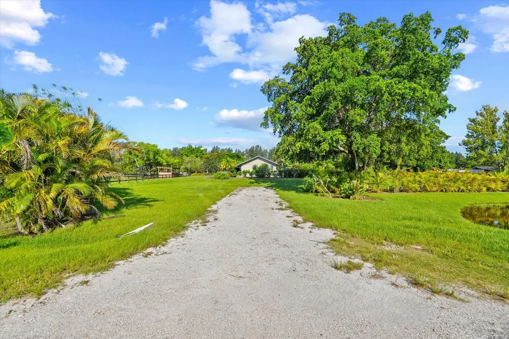9405 102nd Place S Boynton Beach FL 33473
