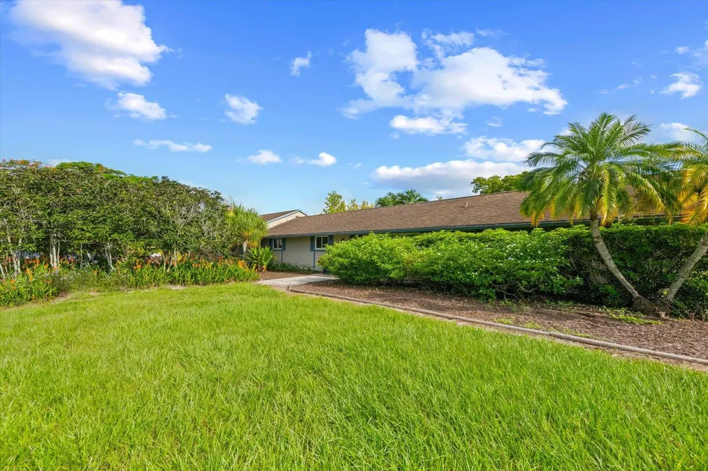 9405 102nd Place S Boynton Beach FL 33473