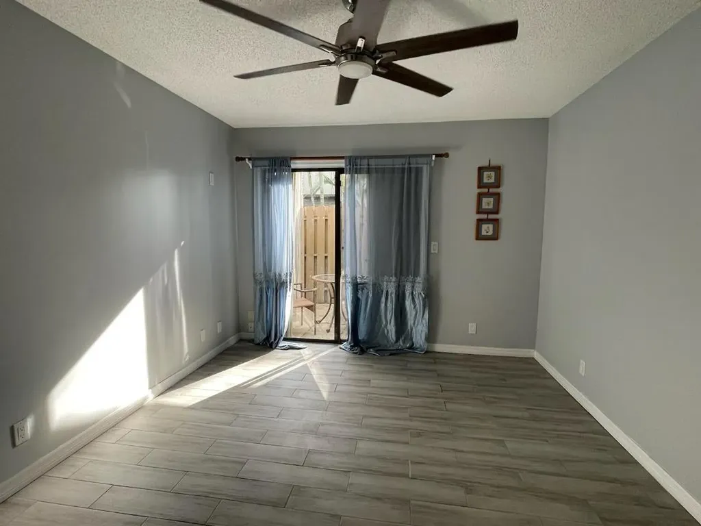 11881 Sturbridge Lane Wellington FL 33414