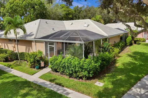4202 Ridgewood Court Palm Beach Gardens FL 33403