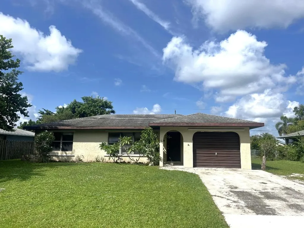 434 SE Galleon Lane Port St Lucie FL 34983