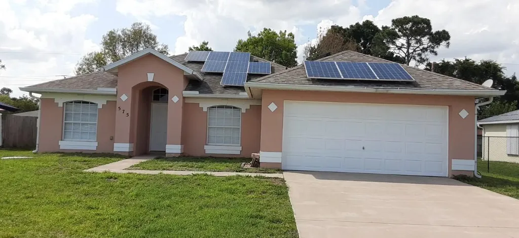 575 SE Oceanspray Terrace Port St Lucie FL 34983