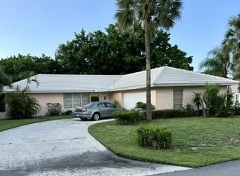 8563 SE Seagrape Way Hobe Sound FL 33455
