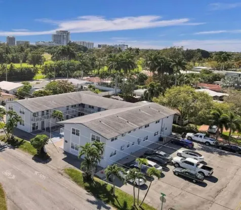930 N 14th Court Hollywood FL 33020