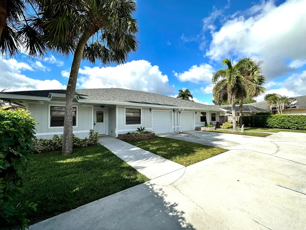 947 Country Wood Court Wellington FL 33414