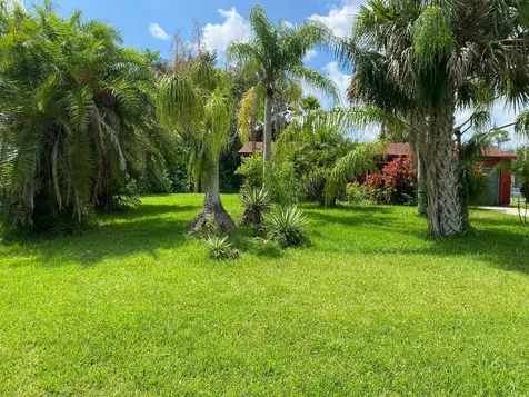 1400 SW Gilroy Road Port St Lucie FL 34953
