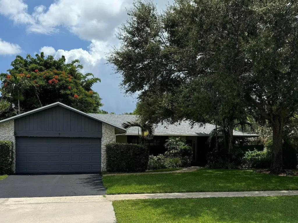 21080 Shady Vista Lane Boca Raton FL 33428