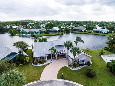 8974 SE Sunfish Place Hobe Sound FL 33455