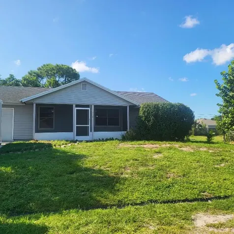 719 SW Arkansas Terrace Port St Lucie FL 34953