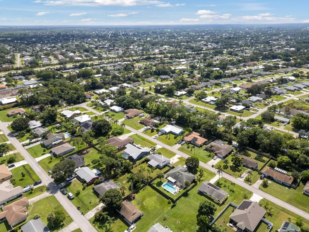 1167 SE Proctor Lane Port St Lucie FL 34983