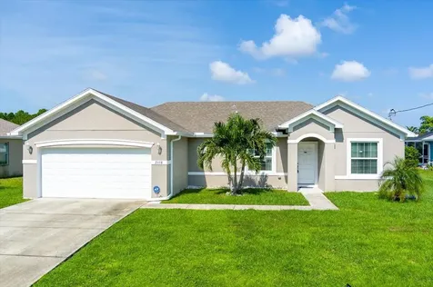 2558 SW Choctaw Street Port St Lucie FL 34953