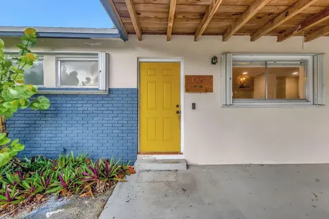1022 Park Circle S West Palm Beach FL 33405